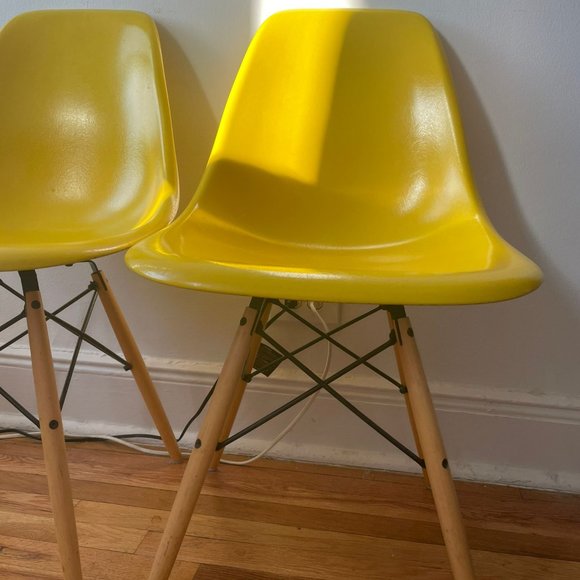 SET OF 5 Eames Molded Fiberglass Side Chair Herman Miller AUTHENTIC - Picture 1 of 8